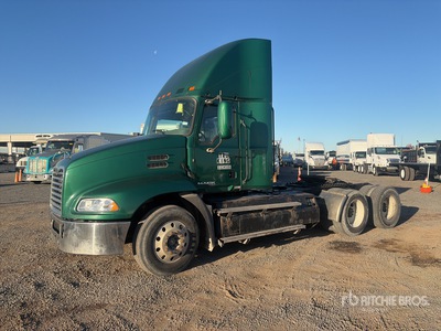2016 Mack CXU613 CNG 6x4 Cabina per trattore stradale
