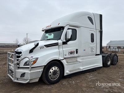 Freightliner Cascadia 126 6x4 T/A Sleeper Truck Tractor