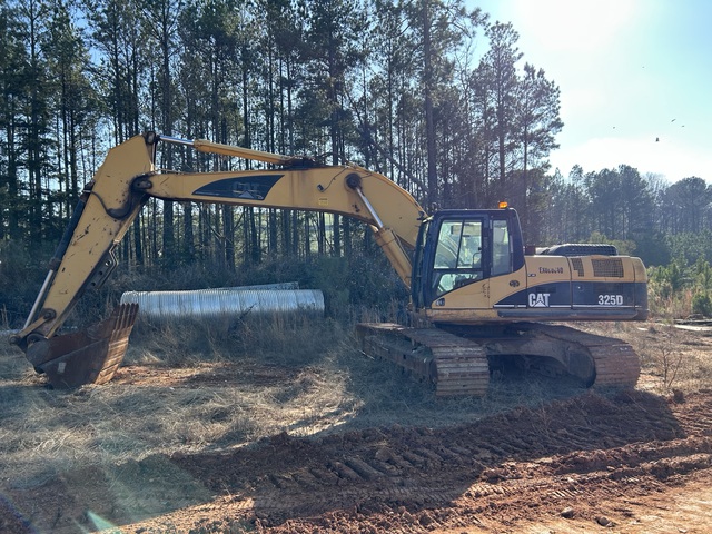 2006 Cat 325DL Tracked Excavator 2006 Cat 325DL Tracked Excavator