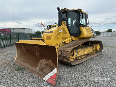 2022 Komatsu D61PX-24 Spycharka gąsienicowa