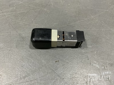 Honeywell 2811189-5 Push Switch