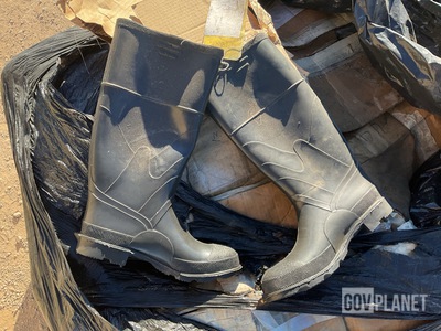(40) Pairs of Onguard Industries Safety Steel Toe Boots