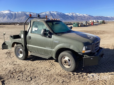 2003 Ford F-350 XL Super Duty Aircraft Pushback Tractor