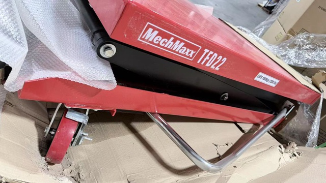 Quantity of (3) Mechmaxx 2200 lbs Mobile Double Scissor Lift Table Cart