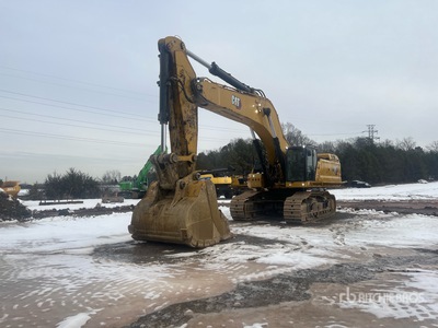 2022 Cat 395 VG Tracked Excavator