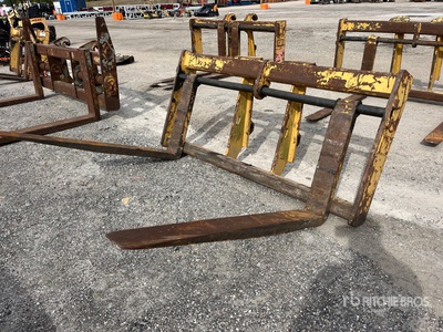 Balderson 60 in ホイールローダー用フォーク - Fits CAT 938