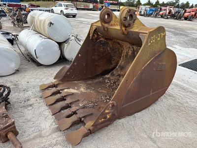 Cat 60 in Digging Excavator Bucket - Fits Cat 330D