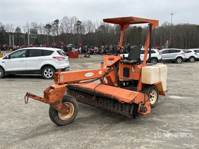 2005 Lay-Mor 8B Self-Propelled Broom