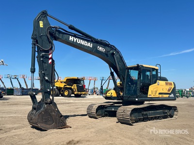 2022 Hyundai HX220A L Tracked Excavator