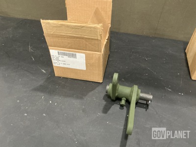 (4) Oshkosh 1KK505 Lever Arm Assemblies