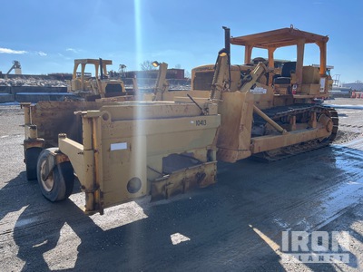 CAT D7F Bouteur sur chenilles