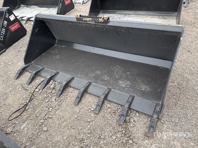 Teran BKT26272 72 in 0.59 cyd Skid Steer Bucket - Fits Cat 226-299 (Unused)