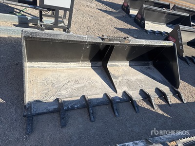 Teran BKT26284 84 in 0.71 cyd Łyżka do miniładowarek - Fits Cat 226-299 (Unused)