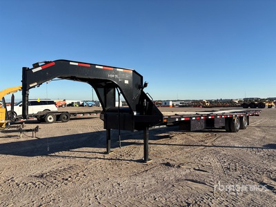 2022 Diamond C C-FMAX 35 ft T/A Gooseneck Plant Trailer