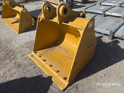 Teran BKT32047MUD 47 in 0.81 cyd Cleanup دلو حفارة - Fits Cat 320 (Unused)