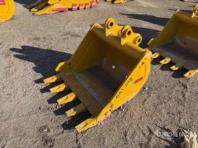 Teran BKT30224 24 in Digging Excavator Bucket - Fits Cat 302 (Unused)
