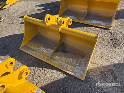 Teran BKT30342CLN 42 in Cleanup Excavator Bucket - Fits Cat 303 (Unused)