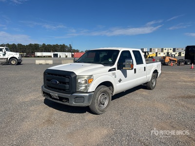 2014 Ford F-250 XL 4x2 Crew Cab Pickup