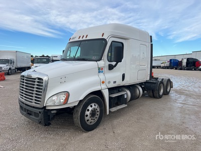 2016 Freightliner Cascadia 125 6x4 T/A Slaapcabine Trekker