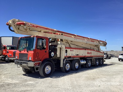 2005 2525H-6 S61SX 183 ft on 2006 Schwing T63120-2 12/6 Twin-Steer Betonpumpenwagen