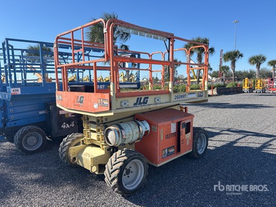 2017 JLG 260MRT 4x4 Diesel Elevador de tijera