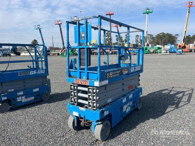 2017 Genie GS2632 Scissor Lift