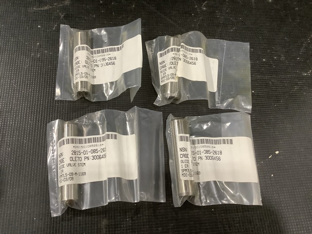 (1,205) Cummins 3006456 Valve Stem Guides