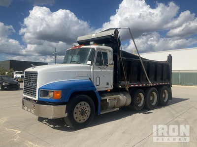 1992 Mack CH613 8x4 Tri/A Dump Truck