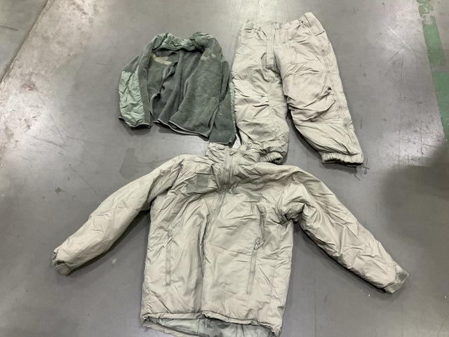 (12) Cold Weather Jackets, (13) Extreme Cold Weather Parkas & Assorted Items