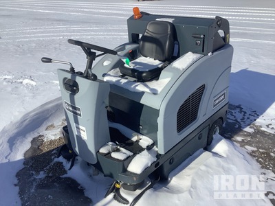 2022 (unverified) Nilfisk SW4000 49 Ride-On Electric Sweeper