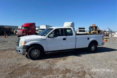 2014 Ford F-150 XL 4x2 Extended Cab Pick Up