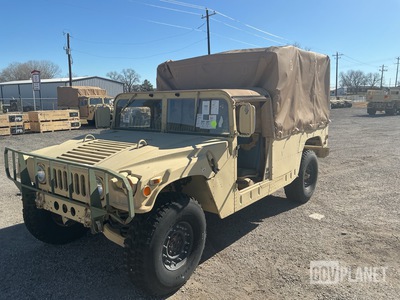 AM General M1097R1 HMMWV 2 Door Soft Top w/Truck Body
