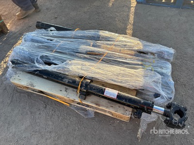 Quantity of (4) Part Number 422-5821 Lift Cylinder GP - Fits D5R2