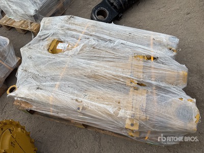 Quantity of (4) Part Number 227-0844 Tilt Cylinder GP - Fits D6R II