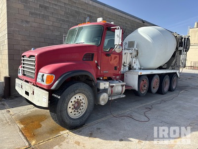 2007 Mack CV513 12x4 Mixer Truck