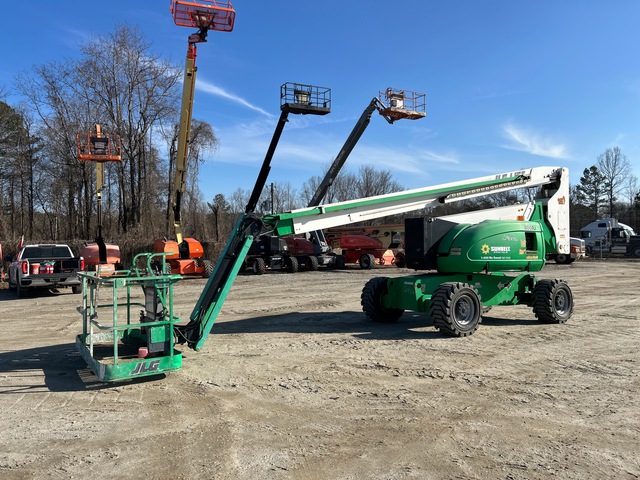 2008 JLG 800AJ 4WD Diesel Articulating Boom Lift - Factory Reconditioned 2017