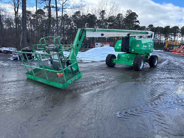 2016 JLG 800A 4WD Diesel Articulating Boom Lift