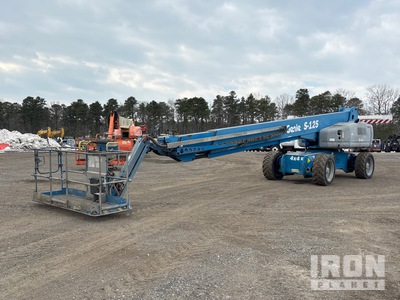 2014 Genie S125 4WD Diesel Telescopic Boom Lift