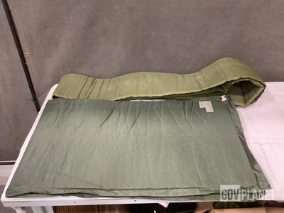 (105) Self-Inflating Sleeping Mats