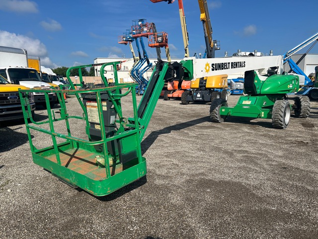 2015 JLG M600JP 4WD Hybrid Telescopic Boom Lift 2015 JLG M600JP 4WD Hybrid Telescopic Boom Lift