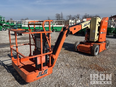 2016 JLG E300AJ 2WD Electric رافعة بذراع