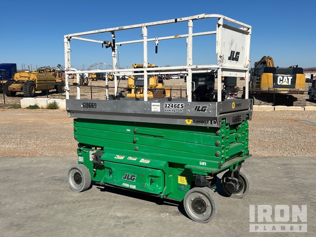 ELEVADOR TIJERA 2014 JLG 3246ES