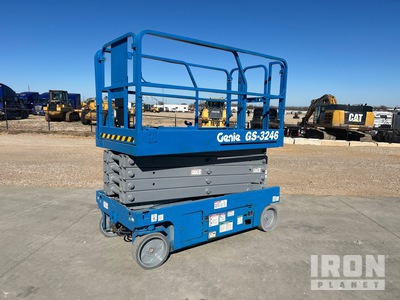 2014 Genie GS-3246 Electric منصة رفع متحركة