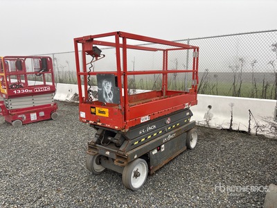 2017 Skyjack SJ3220 Electric Scissor Lift