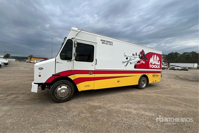 2018 Freightliner MT55 Furgón de Reparto
