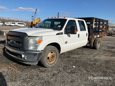 2011 Ford F-350 Camion à Plateau (Inoperable)