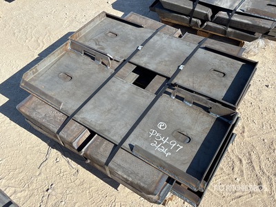 Quantity of (10) 2025 Kit Containers QT-F-BLANK Skid Steer Attachment Mounting Plate (Unused)