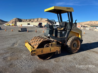 2012 Bomag BW124PDH-40 Walzenzug mit Stampffußbandage