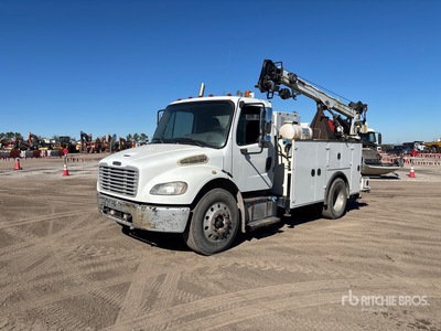 2016 Freightliner M2 106 4x2 Service Truck