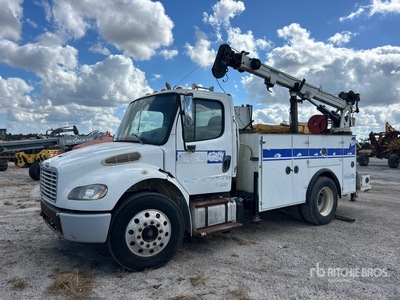 2014 Freightliner M2 106 4x2 شاحنة خدمة